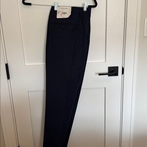 New Calvin Klein Men’s Navy Dress Pants Slim Fit 38 x 30 NWT